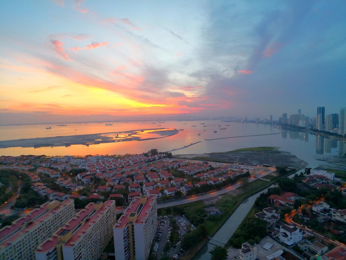 The Landmark Seaview Gurney George Town Esterno foto