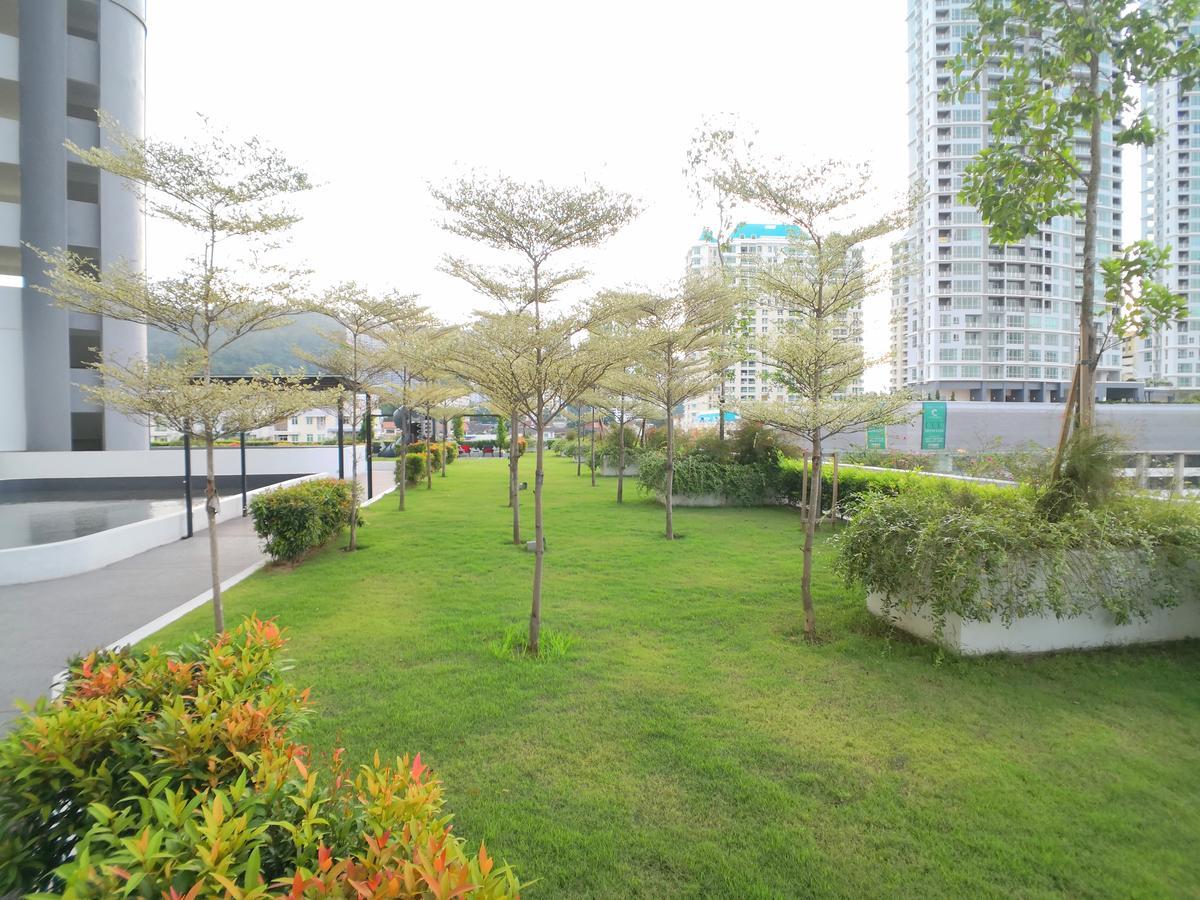 The Landmark Seaview Gurney George Town Esterno foto